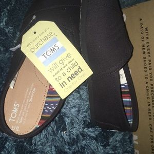 TOMS flats